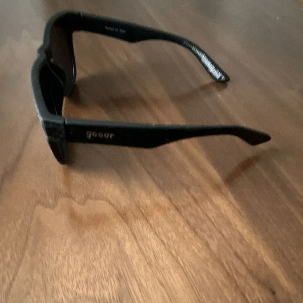 goodr Hooked on Onyx Square Sunglasses, Black Frame with Black Lenses
